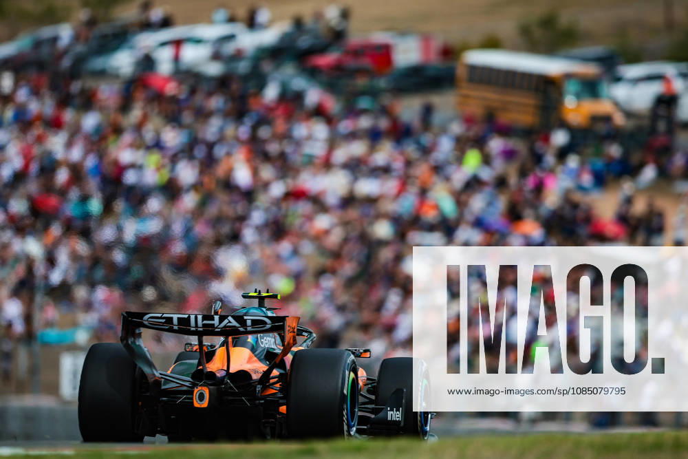 F1 - UNITED STATES GRAND PRIX 2026 01 NORRIS Lando (gbr), McLaren F1 Team MCL40, action during the 2026 Formula 1 United States Grand Prix, 18th round of the 2026 Formula One World Championship, WM, Weltmeisterschaft from October 23 to 25, 2026 on the Circuit of the America, in Austin, Texas, United States of America - AustinUnited States