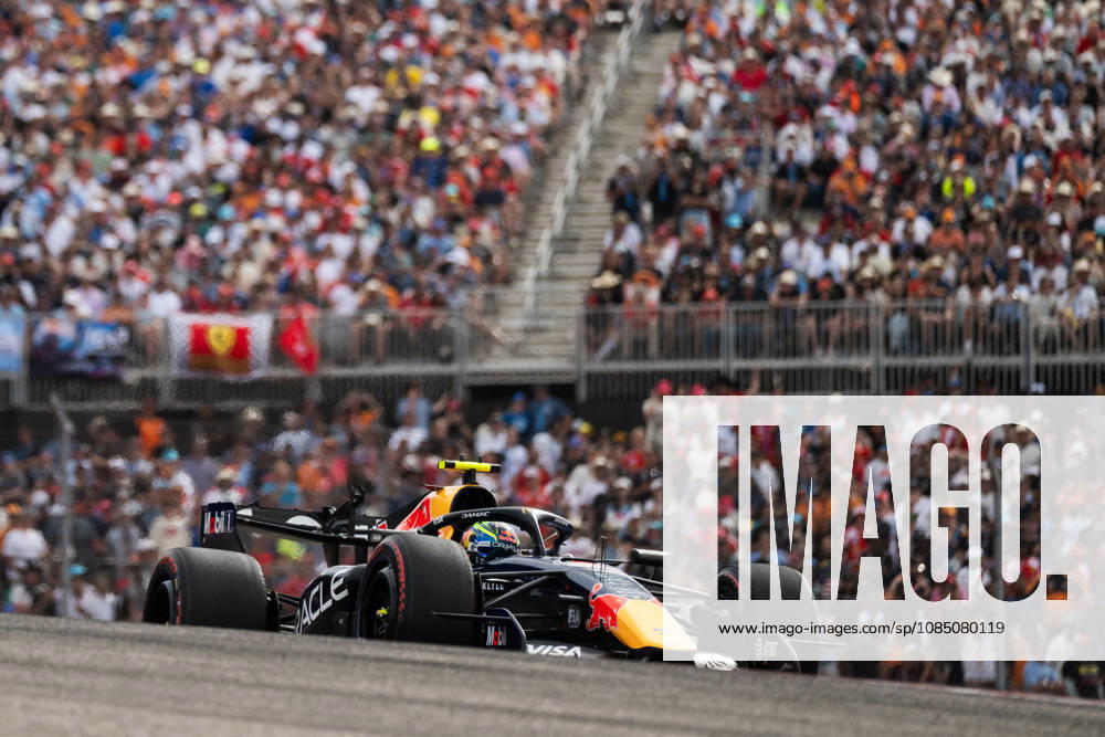 United States Grand Prix Race - Austin Red Bull Racing driver Isack Hadjar (6) races during the United States Formula One Grand Prix at the Circuit of the Americas in Austin, Texas, on October 25, 2026. Photo by Alexis Jumeau ABACAPRESS.COM Austin Texas