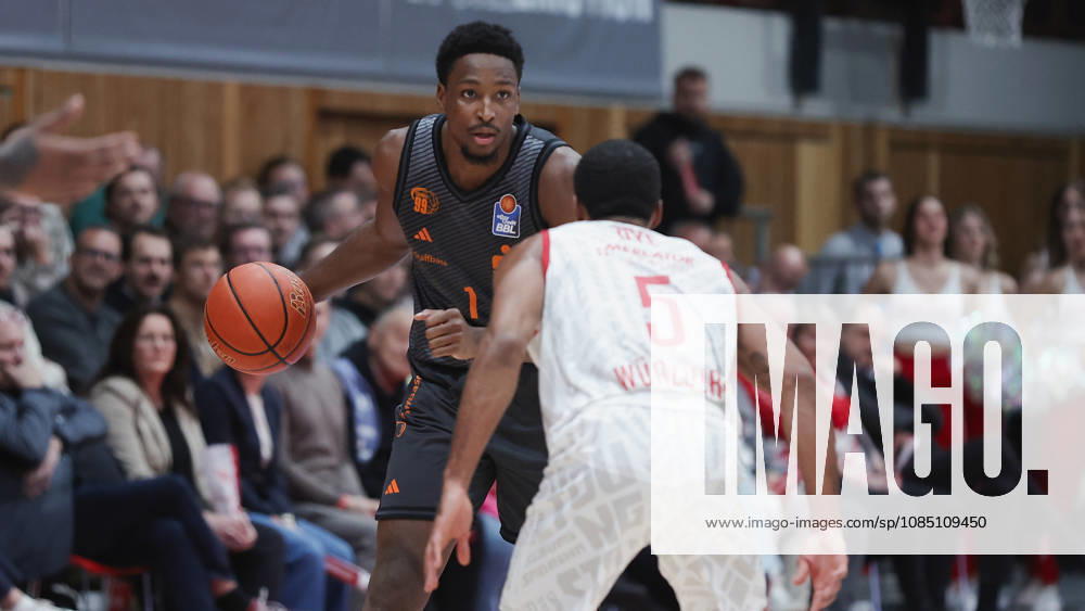Pictured from left: Phlandrous Fleming Jr. of the NINERS Chemnitz, No. 1, with the ball against Kenny Dye of the Würzburg Baskets, May 26, 2026,Fitness First Würzburg Baskets vs. NINERS Chemnitz, easyCredit BBL, Matchday 6, Germany, 97072, tectake Arena Würzburg,