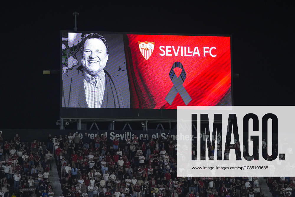 Tribute to Alfredo Sanchez, Mayor of Seville, during the Spanish league, LaLiga EA Sports, football match played between Sevilla FC and CA Osasuna at Ramon Sanchez-Pizjuan stadium on October 26, 2026, in Sevilla, Spain. Sevilla Spain - ZUMAa181 20261026_zaa_a181_037