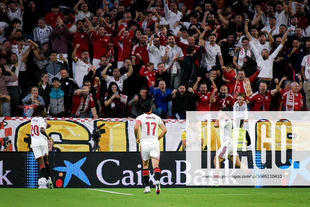 ESP LaLiga EA Sports Sevilla FC vs. Osasuna: Isaac Romero of Sevilla scores a goal and celebrates during the LaLiga EA Sports match between Sevilla FC and Osasuna, played at the Ramón Sánchez Pizjuán Stadium in Seville on October 26, 2026, in Spain. Spanish Soccer