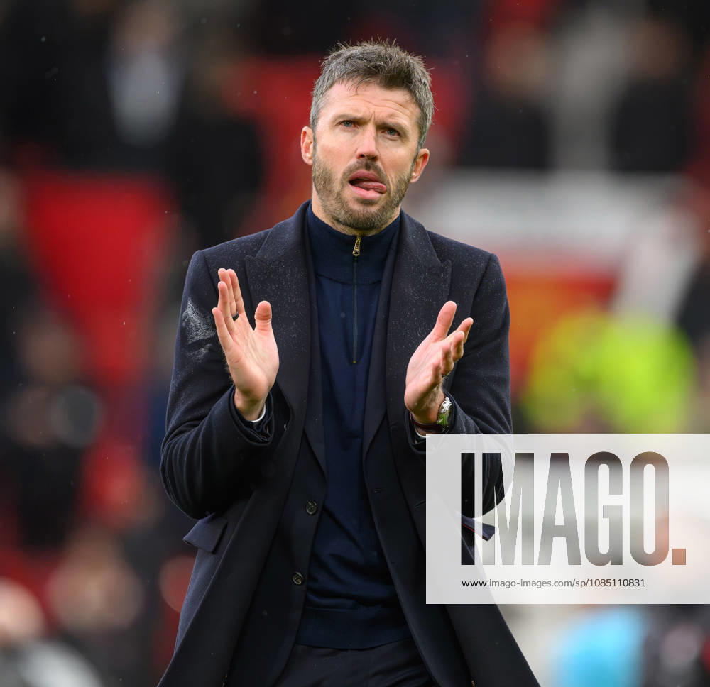 Manchester United, ManU v AFC Bournemouth - Premier League - Old Trafford - Manchester. Manchester United v AFC Bournemouth - Premier League - Old Trafford - Manchester. Michael Carrick walks a round the pitch after a 3-0 home defeat and applauds the Manchester United fans. Picture : Mark Pain MANCHESTER England