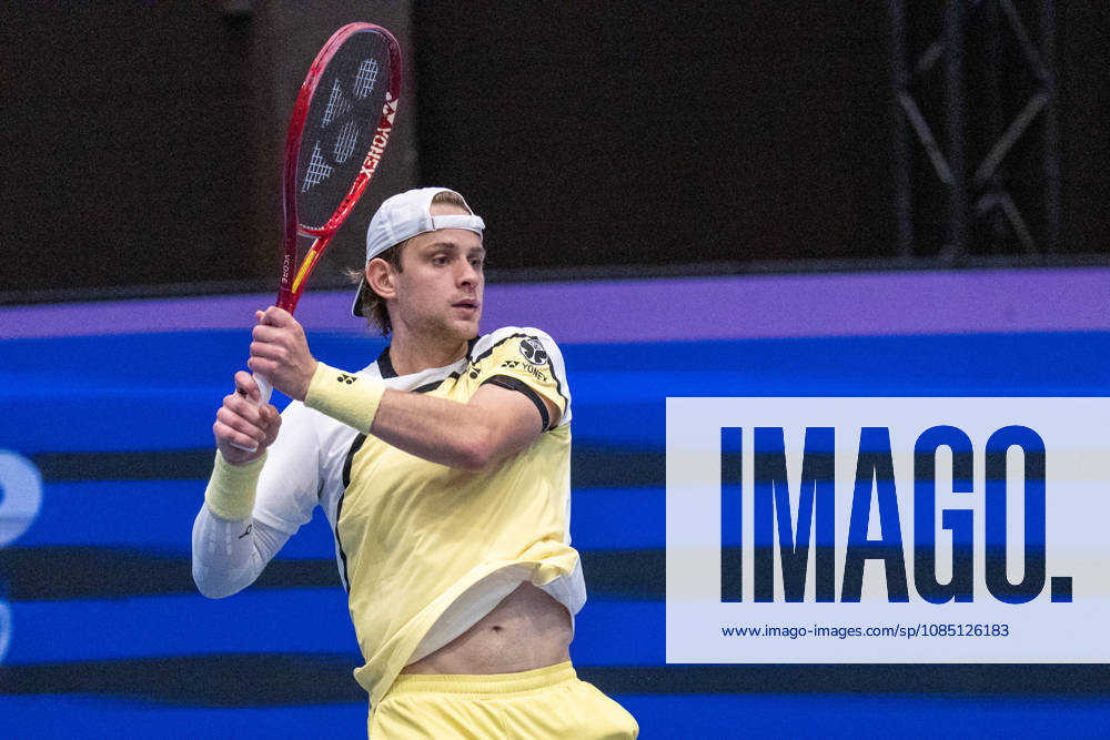 BASEL, SWITZERLAND, OCTOBER 27: Zizou Bergs of Belgium hits a forehand against Hubert Hurkacz of Poland during Day 4 of the Swiss Indoors Basel at St. Jakobshalle on October 27, 2026, in Basel, Switzerland