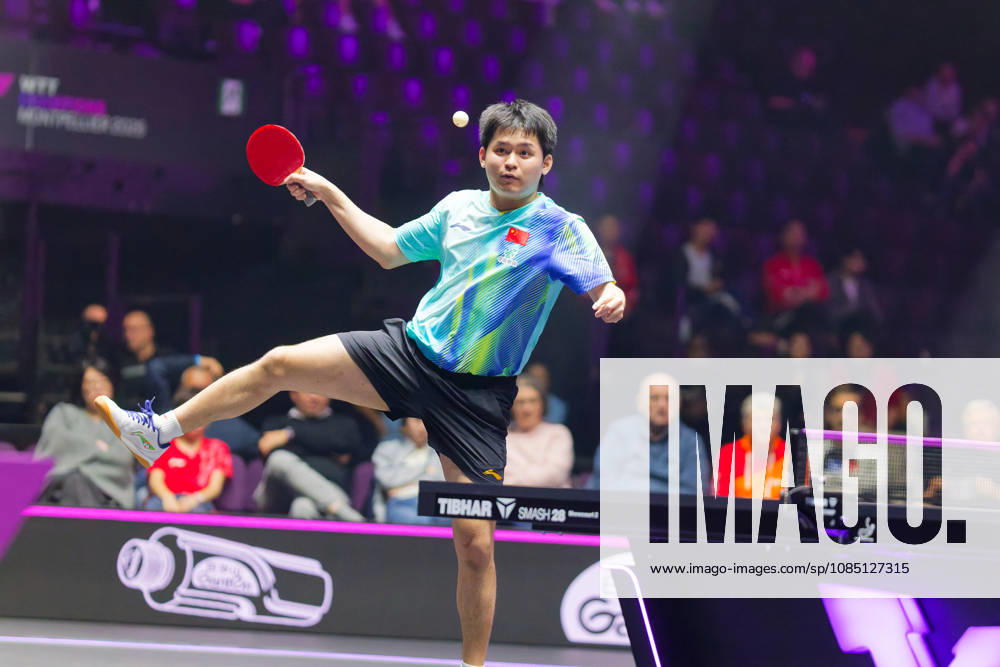 Lin Shidong pres du filet Benjamin ELKAIM MAXPPP - Montpellier 27 10 2026 Tennis de table - WTT Champions Montpellier 2026, 16eme de finale du simple messieurs, le 27 octobre 2026 a la Sud de France Arena de Montpellier. Lin Shidong, joueur chinois classe 9e mondial, execute un coup pres du filet, le corps penche vers la table. Il remporte son match 3-0 face a -limjonghoon, joueur sud-coreen classe 36e mondial. WTT Champions Montpellier, France, on oct 27th 2026 Montpellier FRANCE
