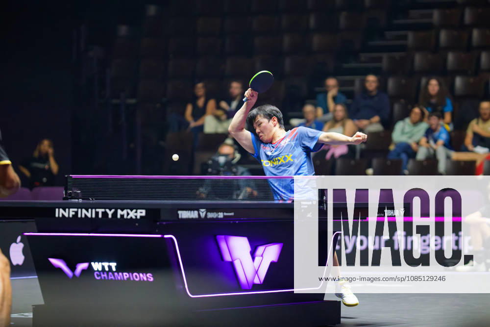 An Jaehyun joue une balle pres du filet Benjamin ELKAIM MAXPPP - Montpellier 27 10 2026 Tennis de table - WTT Champions Montpellier 2026, 16eme de finale du simple messieurs, le 27 octobre 2026 a la Sud de France Arena de Montpellier. An Jaehyun, joueur sud-coreen classe 38e mondial, tend le bras et sa raquette devant lui pour jouer une balle pres du filet. Il remporte son match 3-2 face a -omarassar, joueur egyptien classe 27e mondial. WTT Champions Montpellier, France, on oct 27th 2026 Montpellier FRANCE