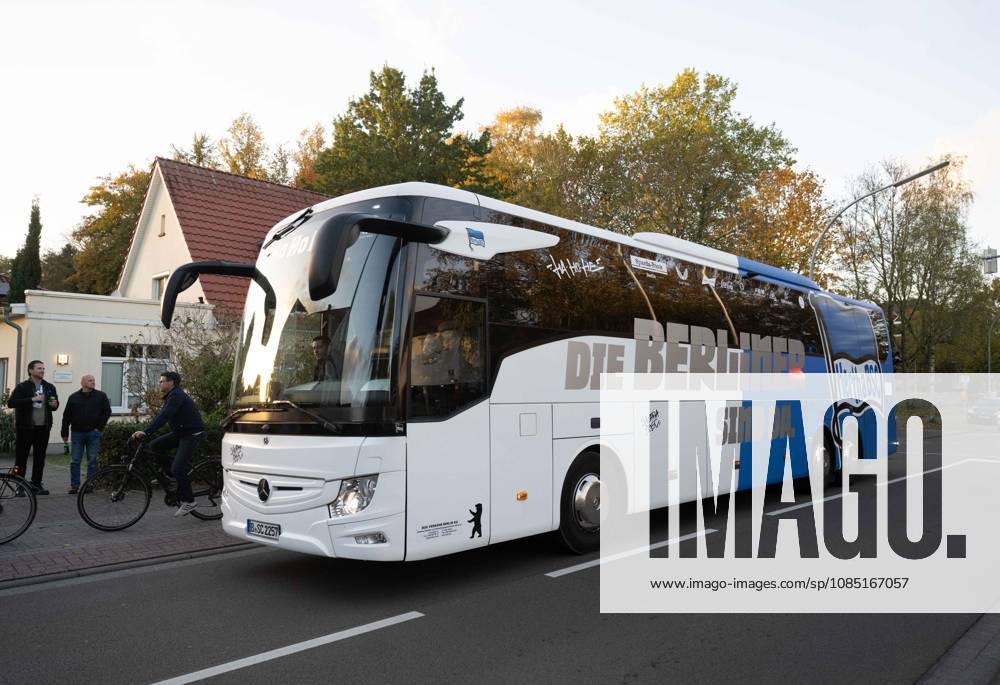 Soccer, Men s, 2026–2027 Season, DFB Cup Second Round, SSV Jeddeloh II vs. Hertha BSC, Arrival of the Hertha BSC team, October 28, 2026,