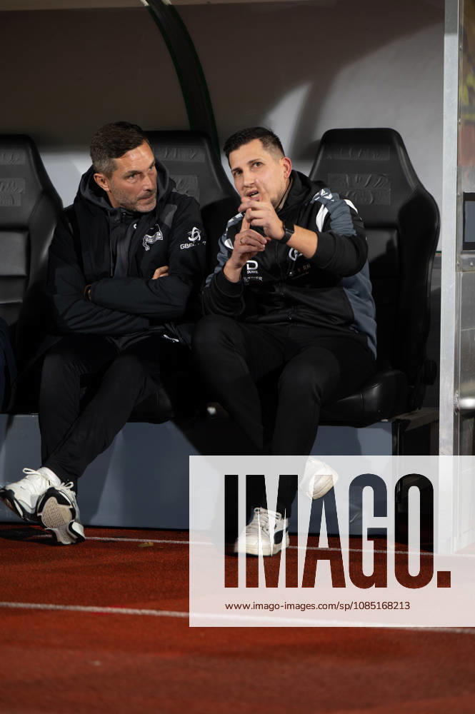 GER, Soccer, DFB Cup, 2nd Round, 2026–2027 Season, Oldenburg, Marschweg Stadium, SSV Jeddelo II vs. Hertha BSC Berlin; before the game: Stefan LEITL, Hertha BSC Berlin head coach, and Burak BAHAR, SSV Jeddeloh II head coach; Oldenburg, Marschweg Stadium, Lower Saxony, Germany