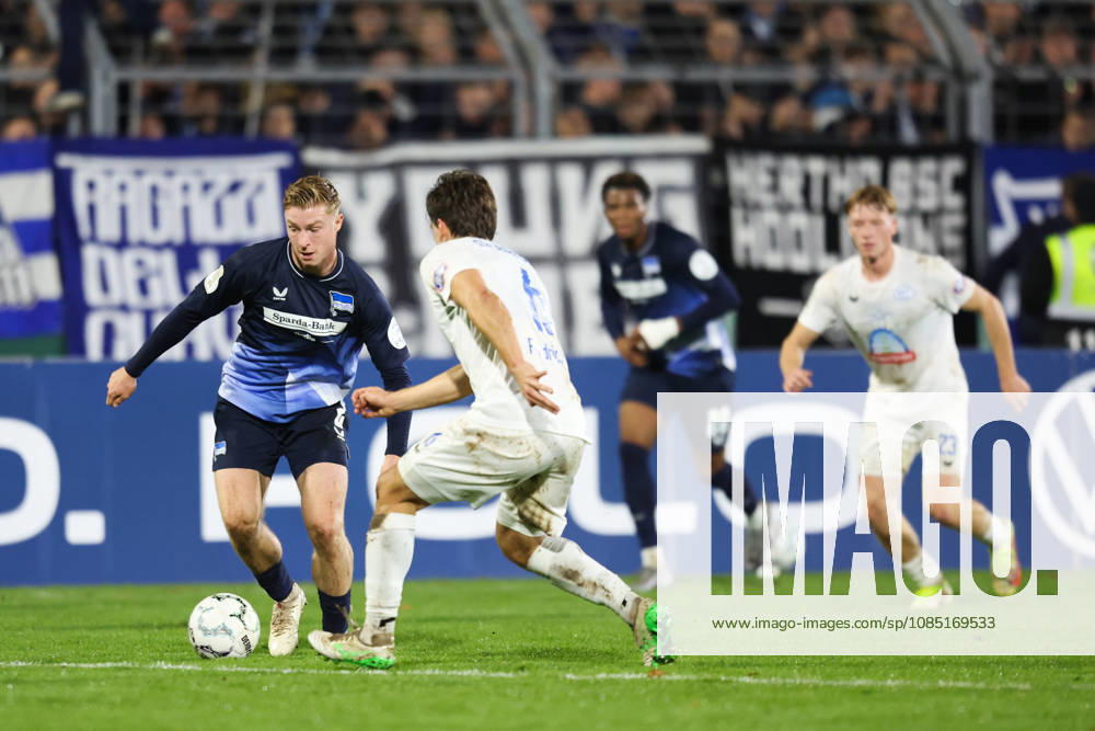 Soccer, Men s, DFB Cup, 2nd Round, SSV Jeddeloh II vs. Hertha BSC Berlin: Julian Eitschberger 2, Hertha BSC Berlin: Fynn Friedrichs 6, SSV Jeddeloh II