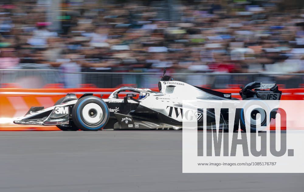 Formula One Show Run in Mexico City Cadillac driver Sergio Perez of Mexico shows his skills during a Formula One Show Run in Mexico City, Mexico, 28 October 2026. The Formula One Grand Prix of Mexico City race takes place on 01 November. MEXICO CITY Mexico