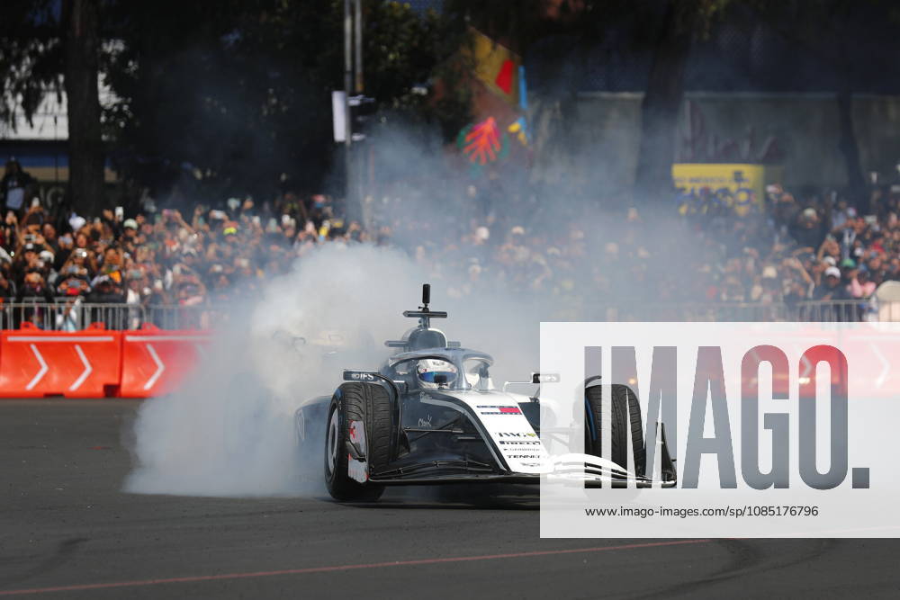 Formula One Show Run in Mexico City Cadillac driver Sergio Perez of Mexico shows his skills during a Formula One Show Run in Mexico City, Mexico, 28 October 2026. The Formula One Grand Prix of Mexico City race takes place on 01 November. MEXICO CITY Mexico