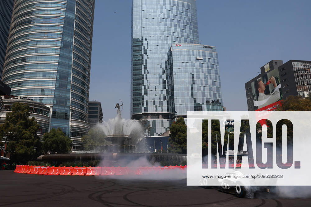 Mexico City Hosts Cadillac F1 Showrun with Driver Sergio Perez MEXICO CITY, MEXICO - OCTOBER 28: Formula 1 driver Sergio Perez of Mexico drives during a showrun on Paseo de la Reforma Avenue, in Mexico City, Mexico on October 28, 2026. The exhibition took place ahead of the Mexico City Grand Prix, where Perez will mark his 300th career Formula 1 race start. Daniel Cardenas Anadolu Mexico City Mexico. Editorial use only. Please get in touch for any other usage.