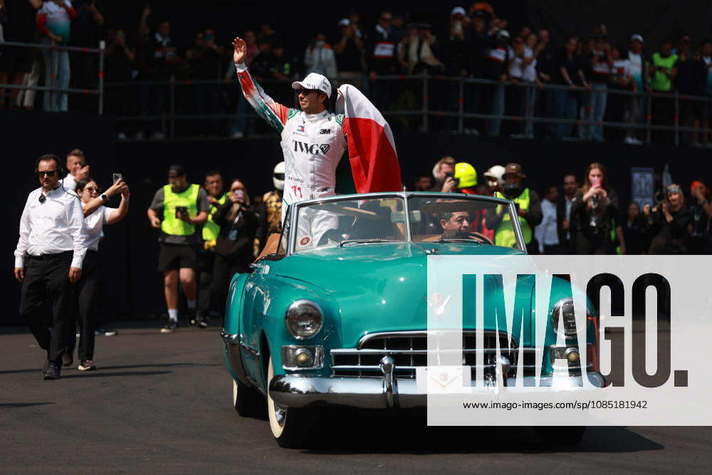Mexico City Hosts Cadillac F1 Showrun with Driver Sergio Perez MEXICO CITY, MEXICO - OCTOBER 28: Formula 1 driver Sergio Perez of Mexico greets fans during a showrun on Paseo de la Reforma Avenue, in Mexico City, Mexico on October 28, 2026. The exhibition took place ahead of the Mexico City Grand Prix, where Perez will mark his 300th career Formula 1 race start. Daniel Cardenas Anadolu Mexico City Mexico. Editorial use only. Please get in touch for any other usage.