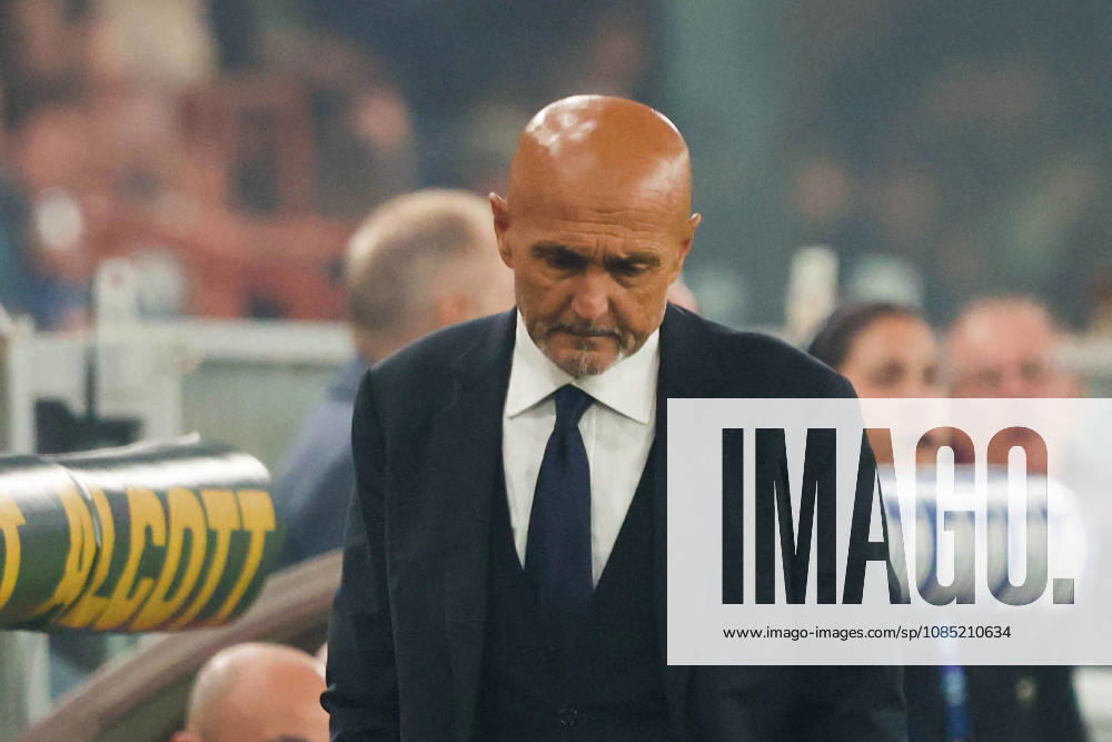 SOCCER - Serie A - Genoa CFC vs. Juventus FC Photo by IPA ABACAPRESS.COM90315225 - Serie A, Matchday 9, Ferraris Stadium, Genoa, Genoa vs. Juventus; pictured: a disappointed Luciano Spalletti (Juventus) Genoa Italy