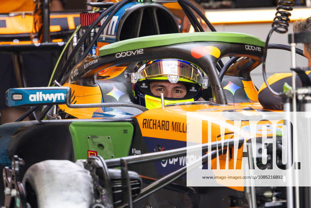 F1 - MEXICO CITY GRAND PRIX 2026 FORNAROLLI Leonardo (ita), McLaren F1 Team MCL38, portrait during the 2026 Formula 1 Mexico City Grand Prix, 19th round of the 2026 Formula One World Championship, WM, Weltmeisterschaft from October 30 to November 1, 2026 on the Autodromo Hermanos Rodriguez, in Mexico City, Mexico - Mexico CityMexico
