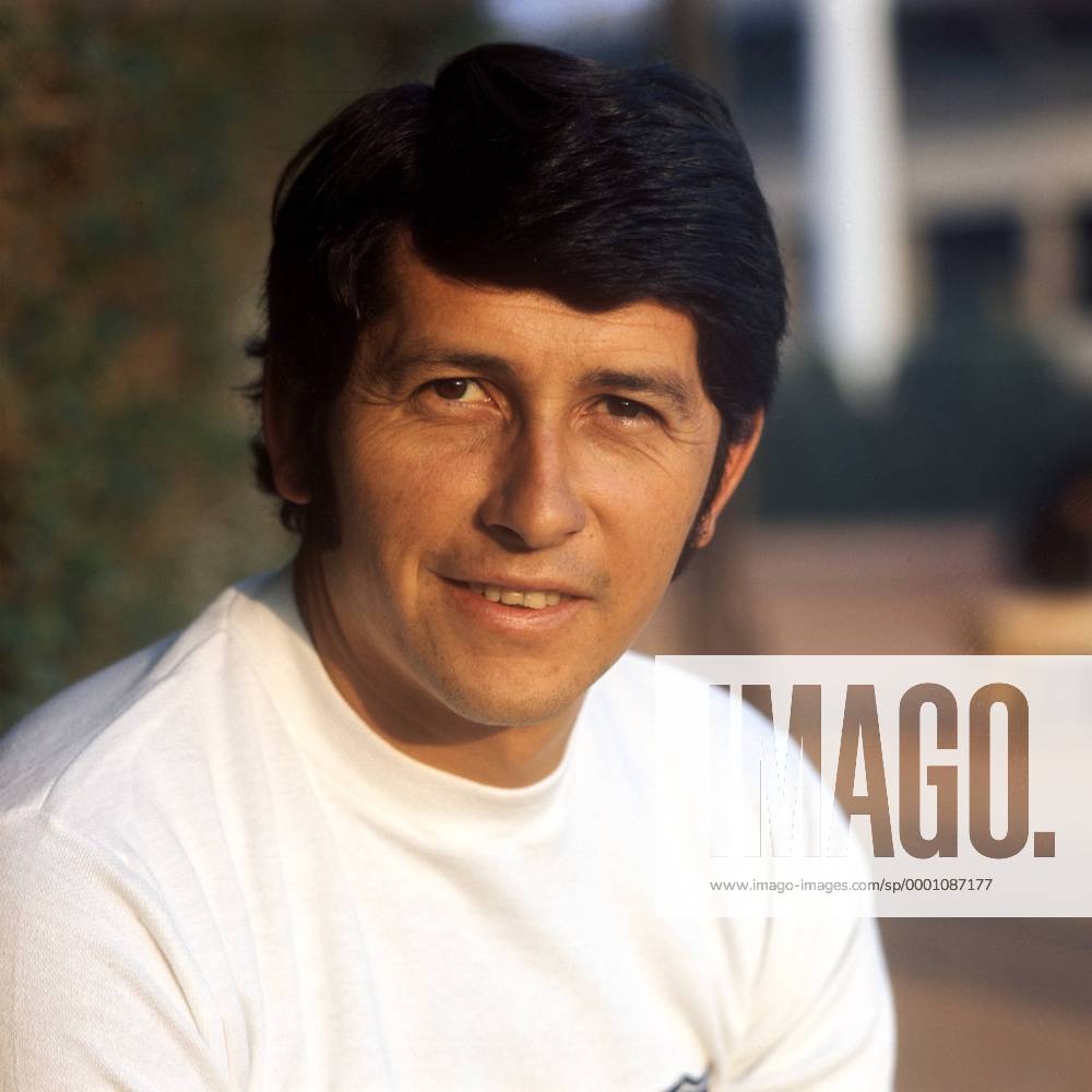 Francisco Valdes (Colo Colo Santiago de Chile) Fußball Herren DEUTSCHSPRACHIGE SPORTZEITSCHRIFTEN UND -ZEITUNGEN NUR NACH RÜCKSPRACHE, Saison 1973 1974 Porträt 1. Chilenische Liga Santiago de Chile