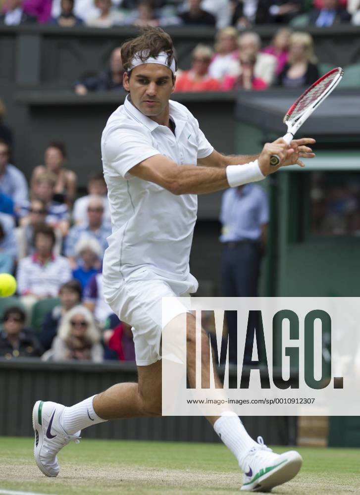 The All England Lawn Tennis Club. London, England. Roger Federer of Switzerland in action during quarterfinals at Wimbledon Tennis Championships at The All England Lawn Tennis Club. London, England, UK Waldronx ActionPlus11299741