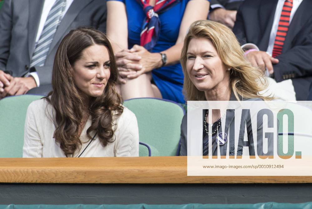 The Wimbledon Tennis Championships 2012 held at The All England Lawn Tennis and Croquet Club, London, England, UK. Steffi Graf and Princess Kate, The Duchess of Cambridge. xDuncanxGrovex ActionPlus11299764