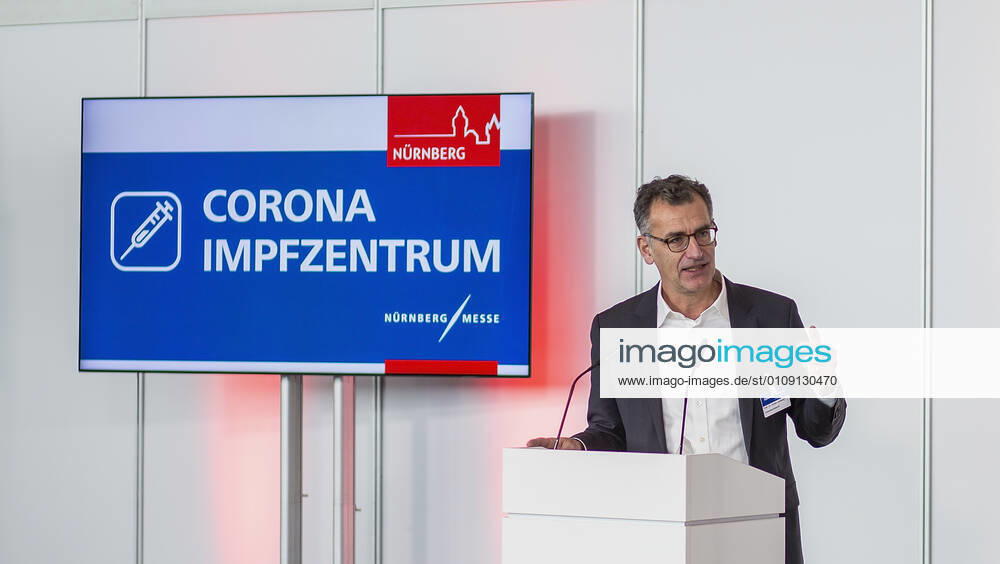 Nuremberg, NurembergMesse, 27 12 2020, The first Corona vaccinations Picture Professor Dr Achim Jockwig Chairman of the Board of the Nuremberg Hospital gives a speech