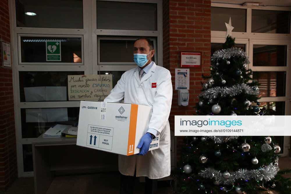 The first doses of the Covid-19 vaccine arrive at the Community of Madrid on the first day of vaccination in Spain, at the Vallecas retirement home, belonging to the Madrid Agency for Social Care (AMAS), in Madrid (Spain), on 27 December 2020. The first 1,200 doses are administered in two more residences in the capital, the La Azaleas residence of the ASISPA Group in Ciudad Lineal and the Parque Almansa residence of the Ballesol Group in Moncloa Aravaca. The doses of the vaccine developed by Pfizer and BioNtech laboratories arrived in Spain yesterday, December 26th, at a Pfizer warehouse in Guadalajara by land from Puurs (Belgium). From Monday, weekly deliveries will be made to the autonomous communities with an average of 350,000 doses pri