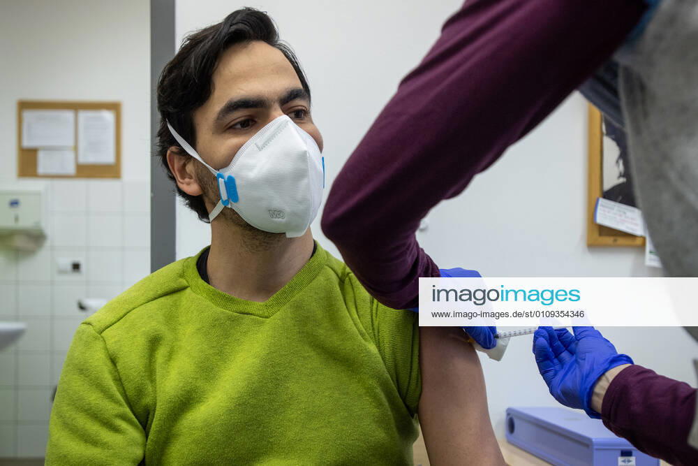 Vaccination against coronavirus continues in the country. It started in Prague and Brno on Sunday, in some Czech regions today, January 2, 2021. Pictured Hospital in Hradec Kralove. (CTKxPhoto DavidxTanecek) CTKPhotoP202101020111001 TAD 001