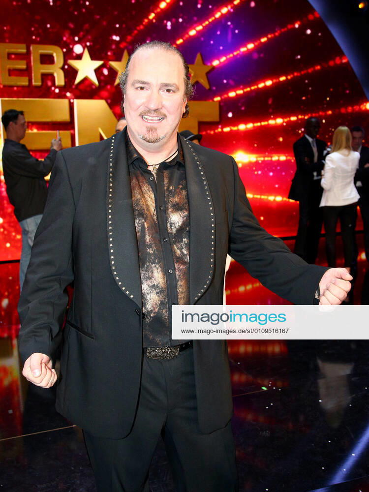 Cologne, Germany 07 December 2013 TV Show Das Supertalent 2013 2 Semi-Final Finalist Fortunato Lacovara 48 , Self-employed in catering supplies, from Nuremberg Bavaria , Talent Singer Coloneum North Rhine Westphalia