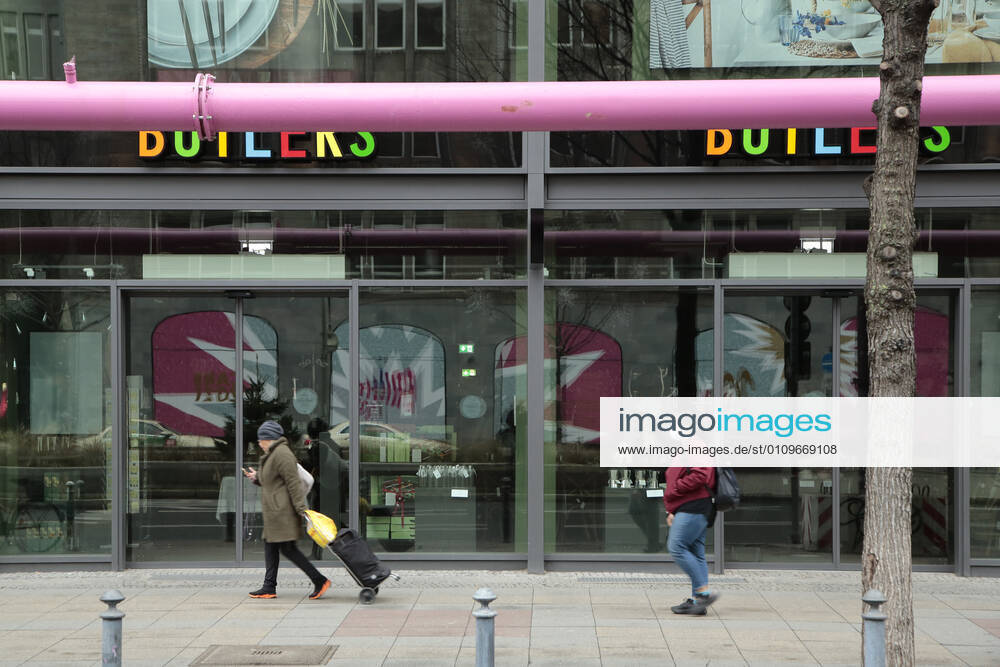 Berlin, Germany Lockdown due to Corona pandemic in Germany Photo Closed shops in Tauentzienstrasse