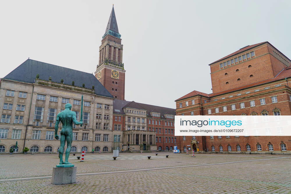 Kiel city centre during Corona Lockdown in January 2021 largely empty streets Kiel city centre during Corona Lockdown in January 2021 largely empty streets , Kiel Schleswig Holstein Germany city centre