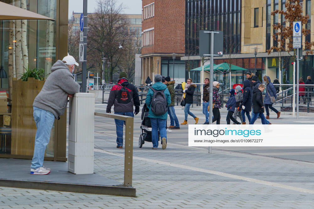 Kiel city centre during Corona Lockdown in January 2021 largely empty streets Kiel city centre during Corona Lockdown in January 2021 largely empty streets , Kiel Schleswig Holstein Germany city centre