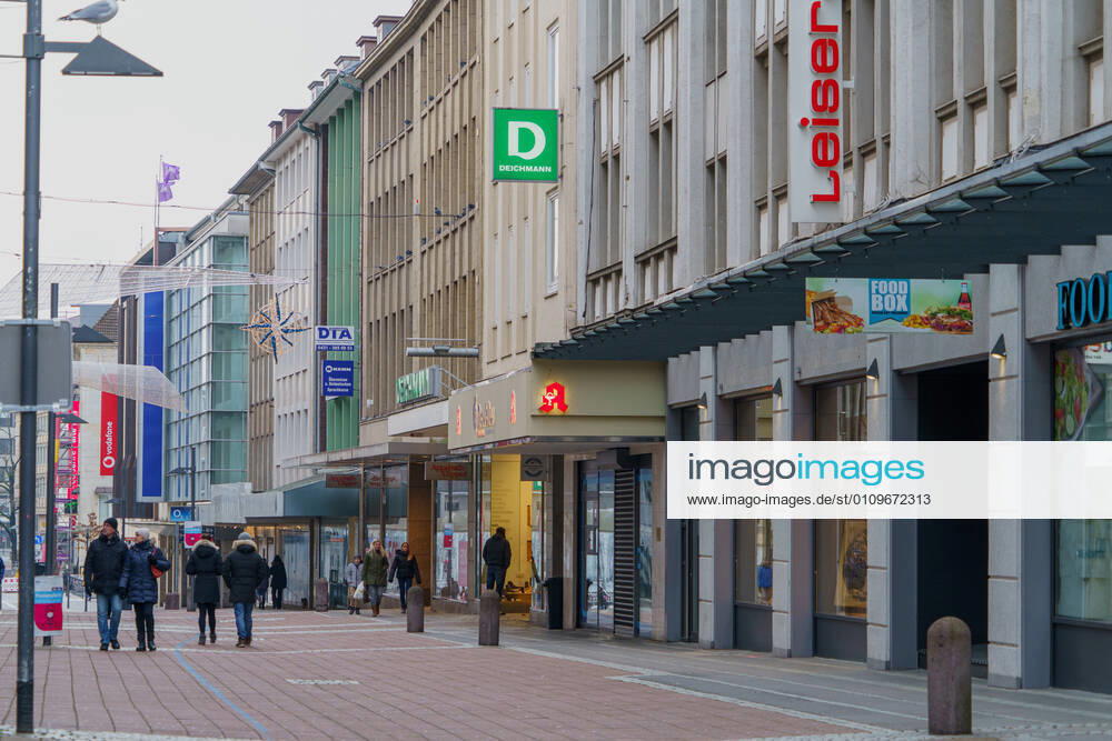 Kiel city centre during Corona Lockdown in January 2021 largely empty streets Kiel city centre during Corona Lockdown in January 2021 largely empty streets , Kiel Schleswig Holstein Germany city centre