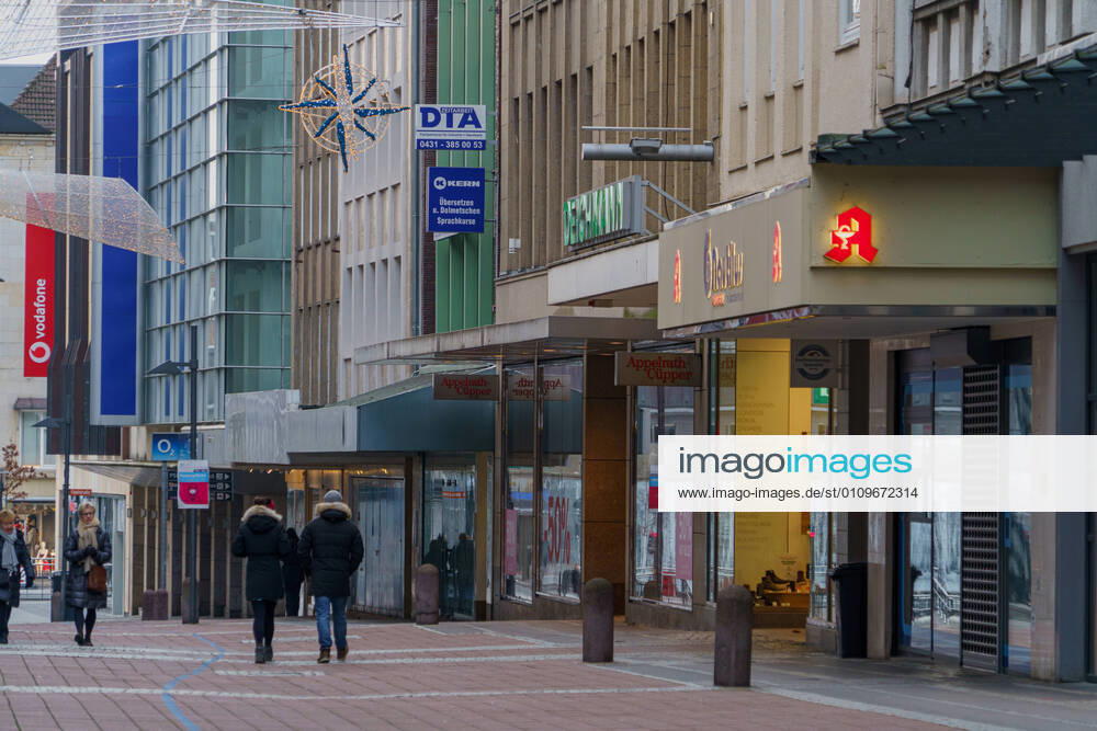 Kiel city centre during Corona Lockdown in January 2021 largely empty streets Kiel city centre during Corona Lockdown in January 2021 largely empty streets , Kiel Schleswig Holstein Germany city centre