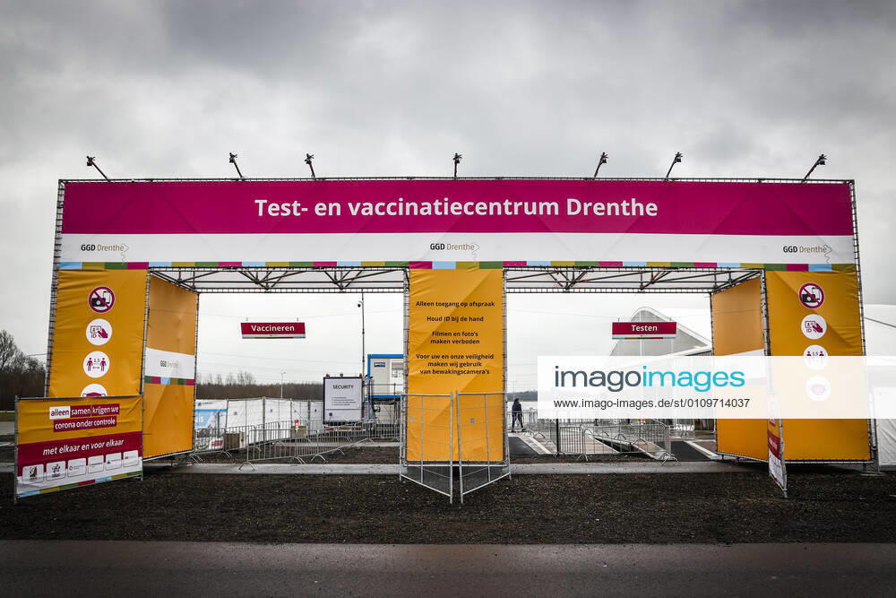 ASSEN Exterior of the large test and vaccination location on the TT Circuit where healthcare personnel are tested and vaccinated against the coronavirus The Municipal Health Services in Amsterdam, Drenthe and The Hague have started vaccinating healthcare personnel ANP VINCENT JANNINK