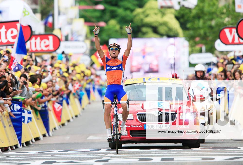 RADSPORT - Tour de France 2012 FOIX,FRANKREICH,15.JUL.12 - DIVERS, RADSPORT - Tour de France 2012, 14. Etappe, Limoux - Foix. Bild zeigt den Jubel von Luis Leon Sanchez Gil (ESP Rabobank). Keywords: Ziel.