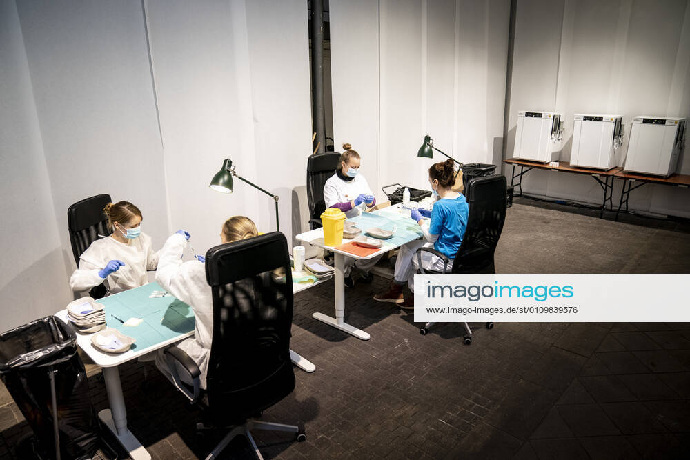 Sprays are pulled up and prepared in connection with the opening of the first vaccine center in the Capital Region of Denmark in OEksnehallen, at Halmtorvet in Copenhagen, Wednesday 13 January 2021, Copenhagen Denmark