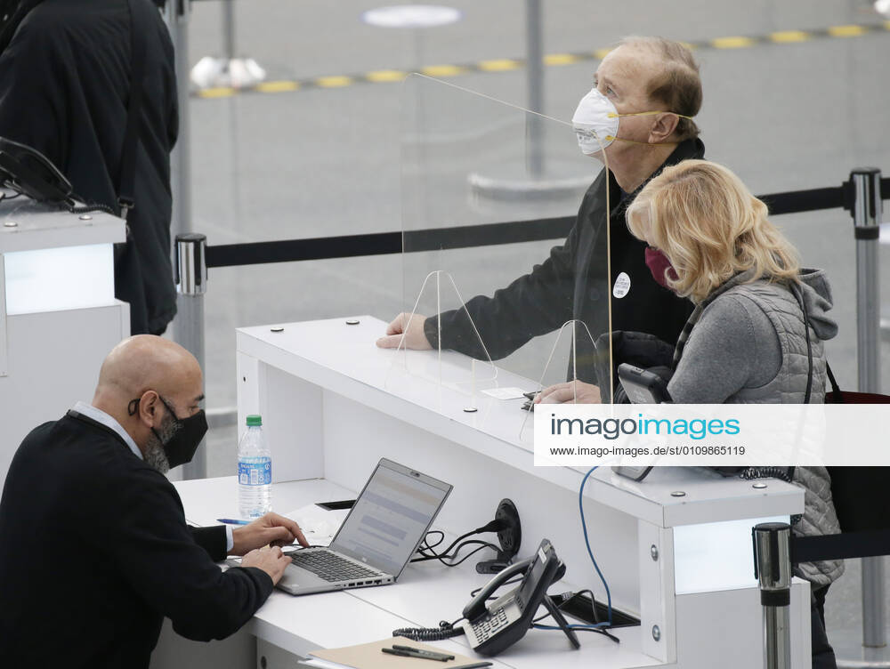 Patients arrive and go through the check in process to received a COVID-19 vaccination at the Jacob K. Javits Convention Center in New York City on Wednesday, January 13, 2021. The Javits Convention Center which served as a massive field hospital last spring when New York City was the epicenter of the pandemic, now will serve as a huge vaccine distribution center. NYP20210113107 JohnxAngelillo