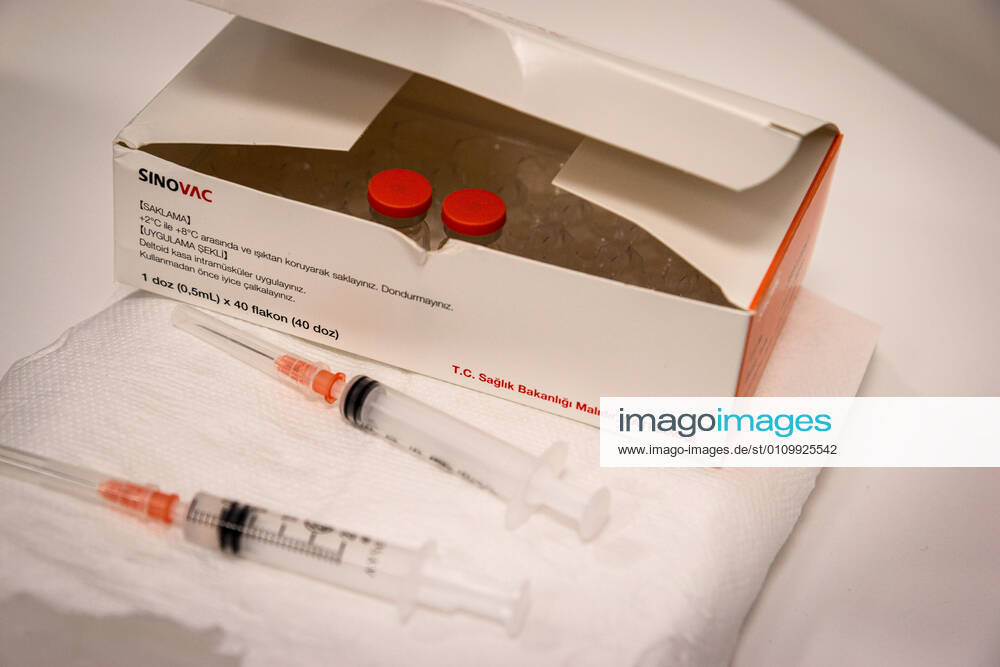 China s Sinovac vaccin vials seen inside their box with two syringes..China s Sinovac vaccine started to be applied to 81 cities in Turkey. In Ankara City Hospital, the vaccination was applied to the hospital staff first in order to protect them from possible Covid-19 infected patients. Ankara Turkey - ZUMAs197 20210114_zaa_s197_017