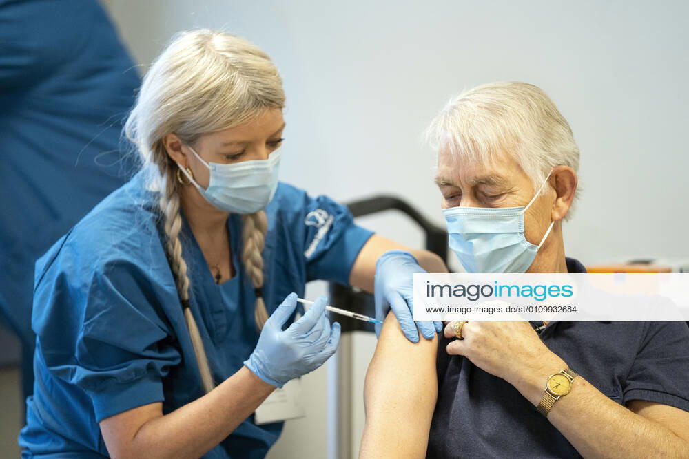 First citizen in Denmark will be vaccinated with covid 19 vaccine from Moderna in the vaccination center in Vejle Thursday 14 January 2021 75-year-old Andy Puggaard Thomsen from Goerding, pensioner and former salesman, will be vaccinated by Camilla Hagbart Villsen, Vejle Denmark