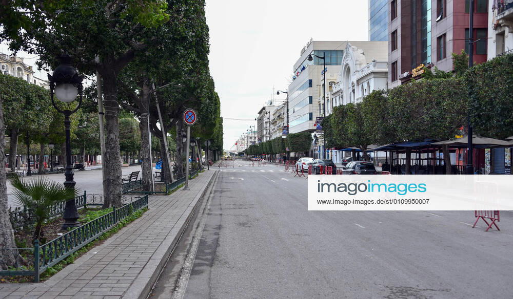 Tunis famous avenue Habib Bourguiba is pictured empty amid of a lockdown due to the Covid-19 pandemic as the country marks 10 years since its revolution. Tunisia marked 10 years today since its street revolution sent autocratic ruler Zine El Abidine Ben Ali fleeing into exile, but few are celebrating amid a lockdown as Covid-19 cases spiral. Tunis Tunisia - ZUMAs197 20210114_zaa_s197_107