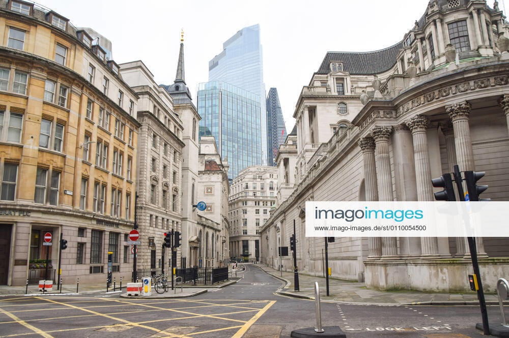 Deserted streets in the City of London..England remains under lockdown as the government battles to keep the coronavirus pandemic under control. London United Kingdom - ZUMAs197 20210115_zab_s197_002