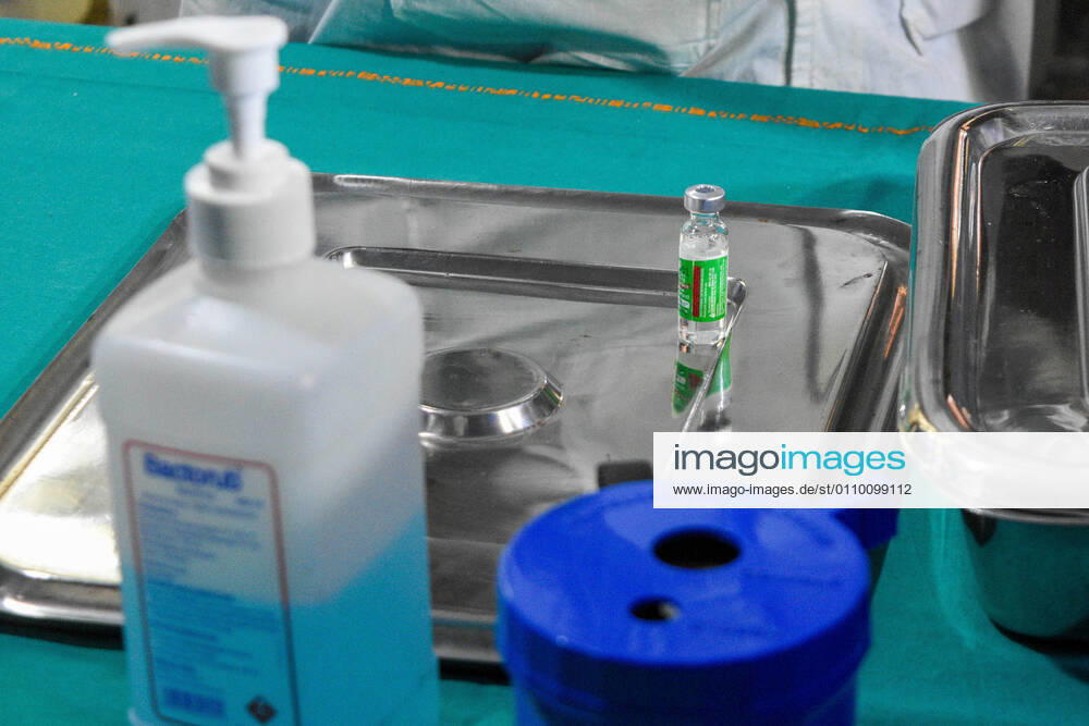 A vile of COVISHIELD.With urgent effect , COVID vaccination drives starts in India from 16th of January 2021.The vaccination progrmae are allotted exclusive to the frontline health workers in its first phase of vaccine drive. As of now, COVISHIELD and COVAXIN has been approved by Indian government for use for vaccination. Kolkata India - ZUMAc211 20210116_zip_c211_010