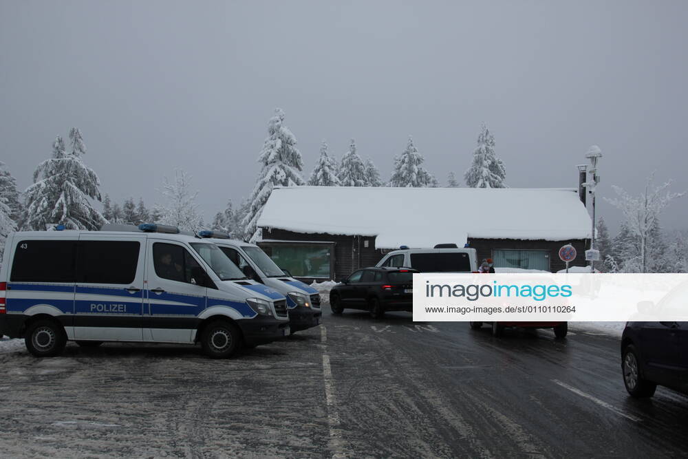 Fearful rush of visitors in