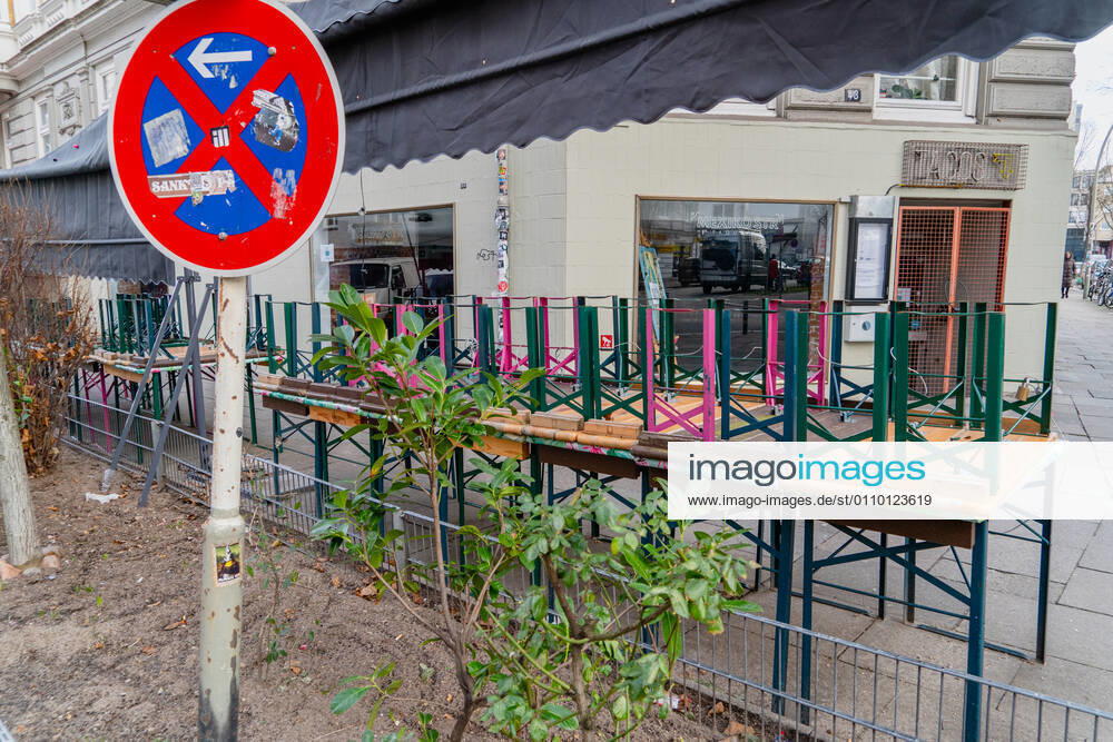 Closed gastronomy during the Corona Lockdown in Janaur 2021 in the district Hamburg St Pauli Closed gastronomy during the Corona Lockdown in Janaur 2021 in the district Hamburg St Pauli , Hamburg Hamburg Germany St Pauli