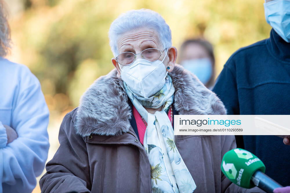 Araceli, 96, who was the first woman to be vaccinated against Covid-19 in Spain, offers statements to the media after receiving the second dose of the Pfizer-BioNTech vaccine, at the Los Olmos nursing home in Guadalajara, Castilla La-Mancha, Spain, on January 18, 2021 18 JANUARY 2021;CORONAVIRUS VACCINATION;SECOND DOSE RAFAEL MARTÃN LagenciaEP 01 18 2021 Guadalajara (Castilla-La Mancha) Guadalajara (Castilla-La Mancha) Spain