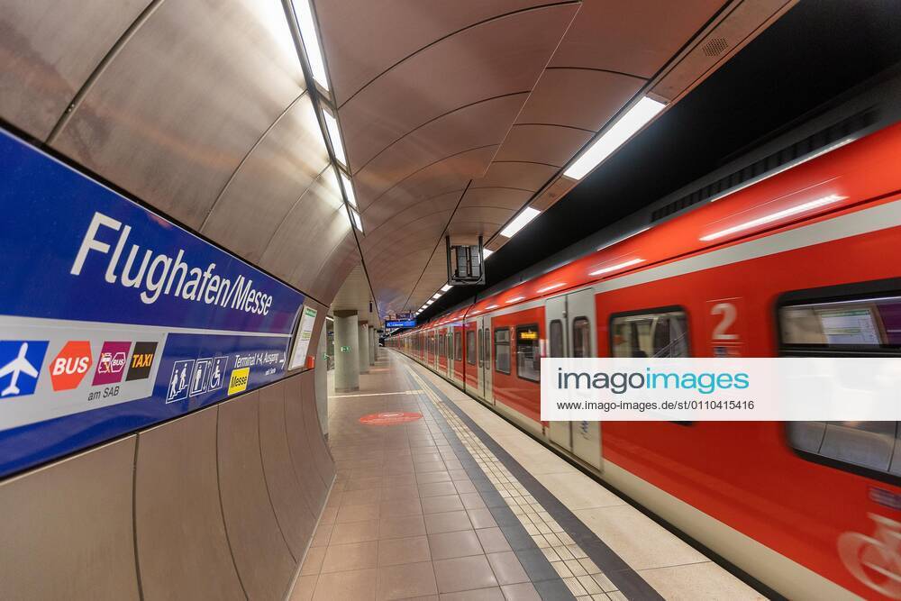 Stuttgart themed pictures airport stuttgart in times of corona pandemic, 19 01 2021, themed pictures airport stuttgart in times of corona pandemic, airport fair stuttgart, S2, train, 19 01 2021,