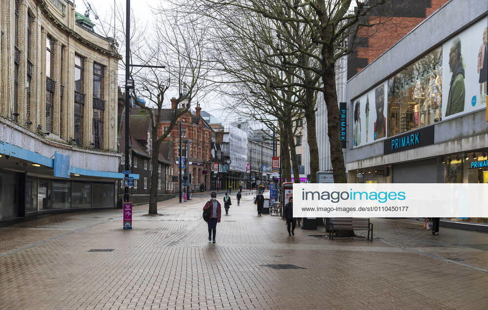 A view of a semi deserted shopping center in Croydon, a large town of south London..Only 33,355 positive Covid19 cases have been recorded today, the lowest number of daily cases since December 27th- before the start of Englands third nationwide lockdown. London United Kingdom - ZUMAs197 20210119_zab_s197_016
