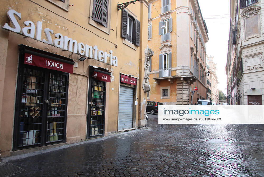 Rome, Shops and commercial activities in the center of Rome closed due to government restrictions caused by the Covid 19 Pictured pandemic: