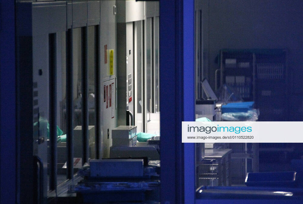 Klinikum Nord Nurnberg during the Hard Lockdown of the Covid 19 Coronavirus Pandemie in Nurnberg Nuremberg , Bayern , Deutschland . January 20 , 2021.