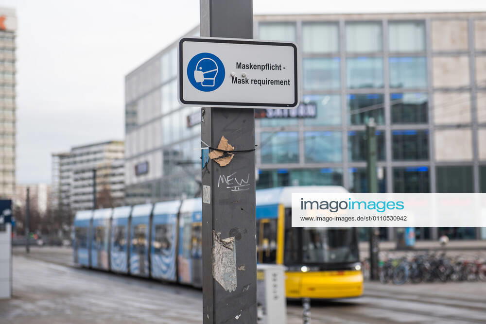 Health Corona Virus Impact Impact of the Corona Crisis In the picture A sign to wear protective masks on Berlins Alexanderplatz 20 1 2021, Berlin