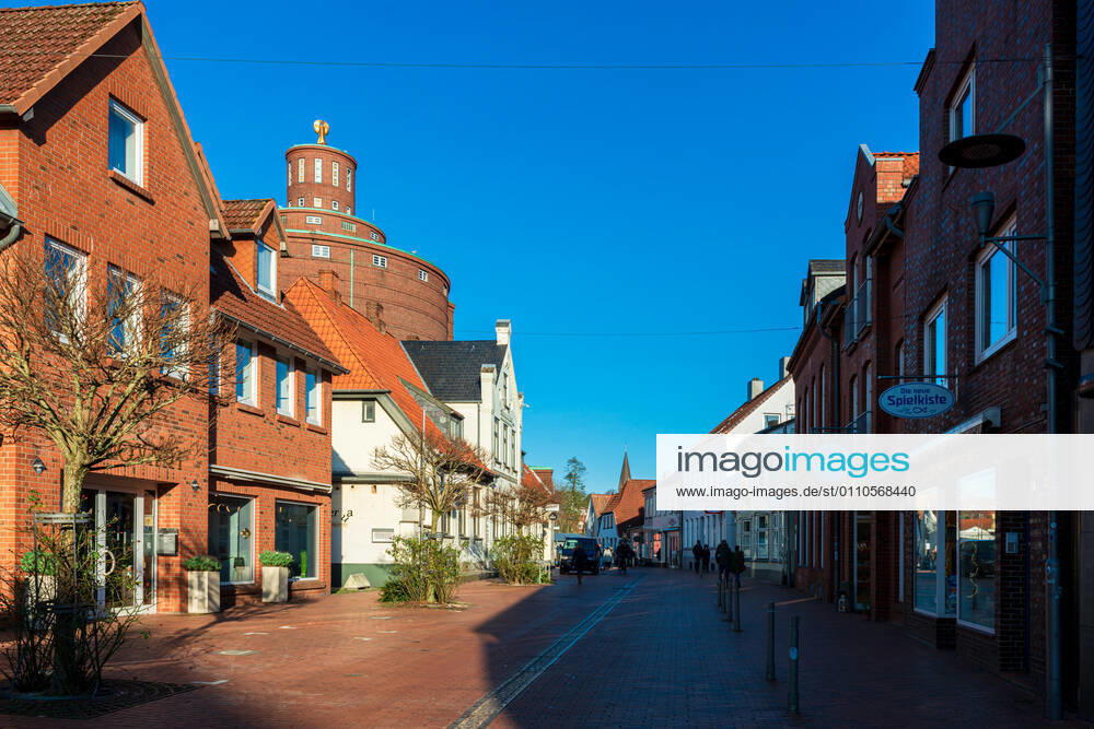 Eckernförde on the Baltic coast at lockdown an almost empty city centre, most shops closed, a big problem for the retail trade
