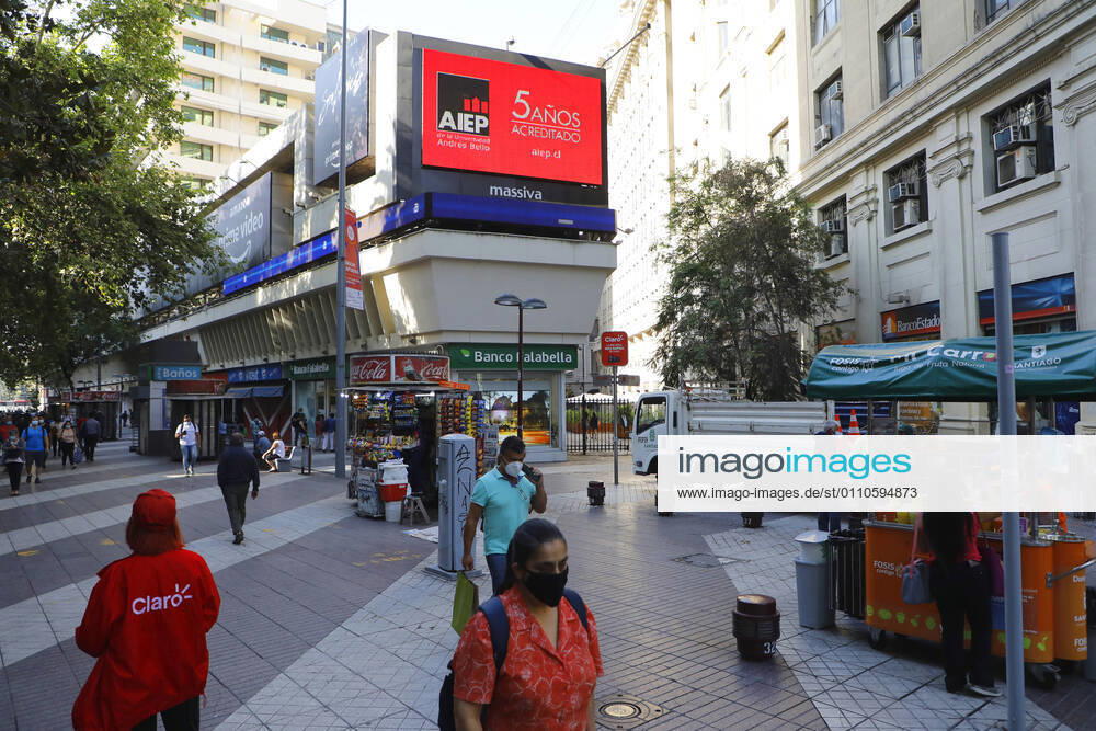 Santiago 21 January 2021 Daily life during the coronavirus covid 19 pandemic in the center of the capital Dragomir Yankovic Aton Chile, Santiago Chile Aton 482186