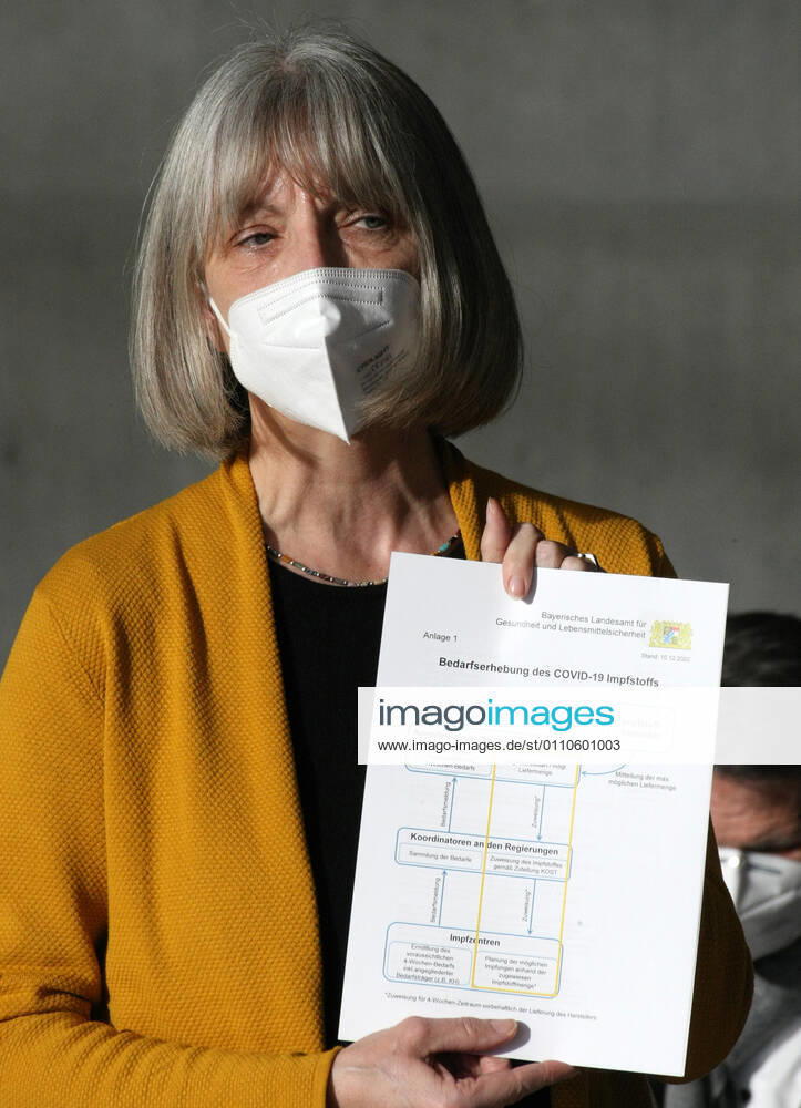 Nurnberg Messe Impfzentrum , PresseKonferenze Impfplan fur Nurnberg : Christine Schussler (Leiterin der Koordinierungsstelle des Impfzentrums ) during the Hard Lockdown of the Covid 19 Coronavirus Pandemie in Nurnberg Nuremberg , Bayern , Deutschland . January 21 , 2021.